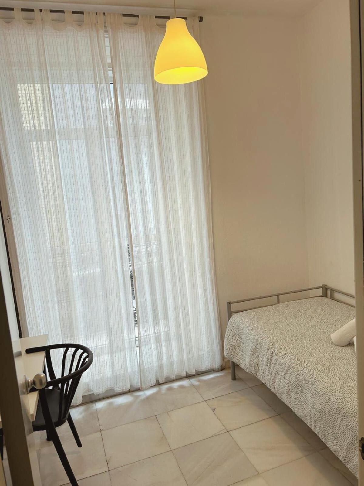 La Central Sevilla Екстер'єр фото